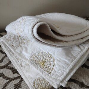 Levtex Baby Dandelion Quilt